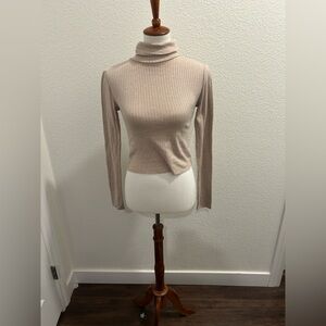 Women's Long Sleeve Ribbed Turtleneck Top - Tan